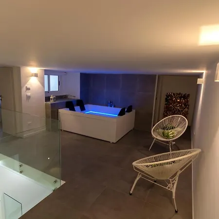 Dada House Apartment *
